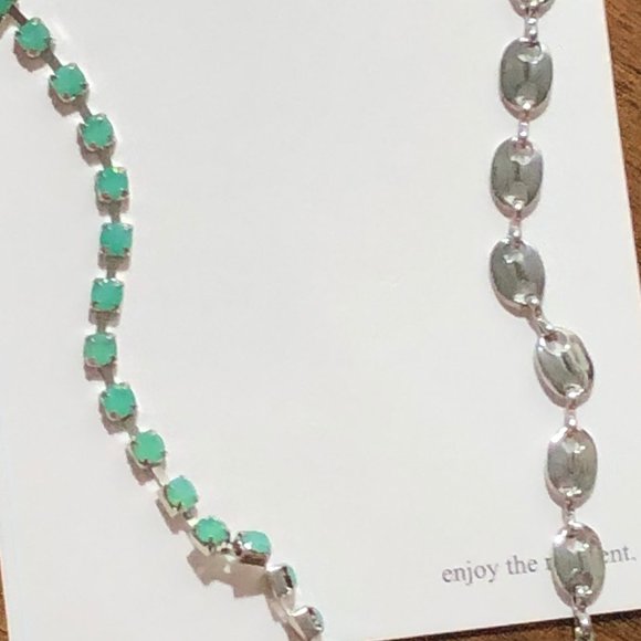 Petit Moments  JOLIE NECKLACE - Picture 9 of 16